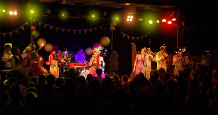 Gabby Young and Other Animals
