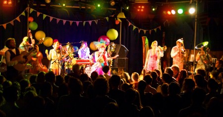 Gabby Young and Other Animals